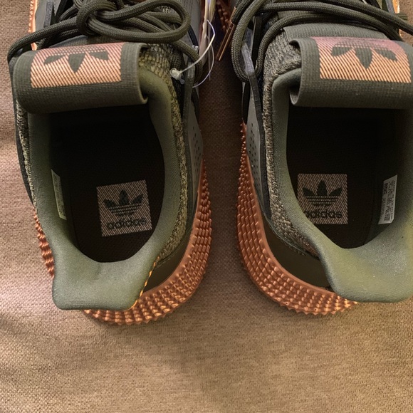 ✅SOLD! ADIDAS: Prophere Olive/Bronze Sneaker - Picture 4 of 8